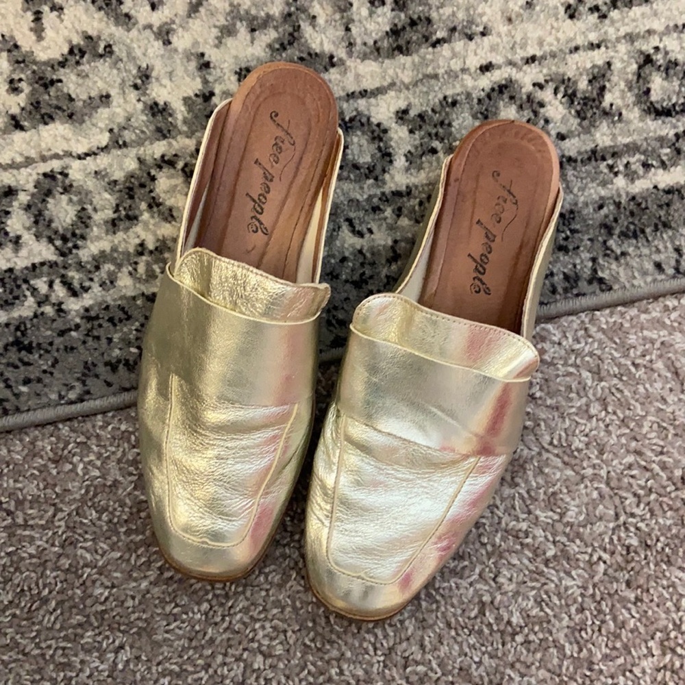 Free people gold flats